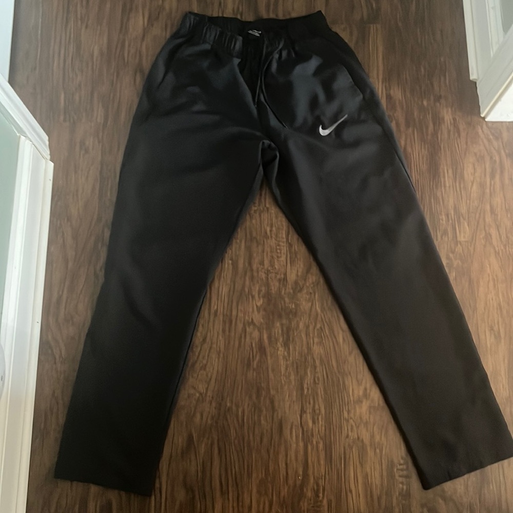 Nike dry fit pants medium
